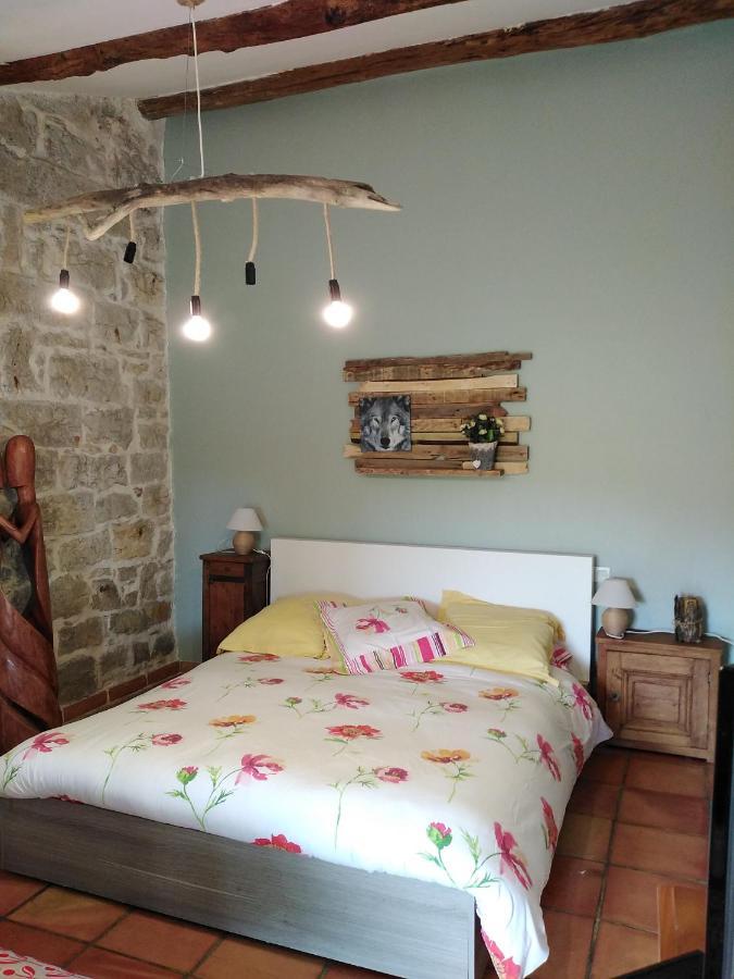 バンヌ Les Loups Dans La Bergerie Bed & Breakfast エクステリア 写真